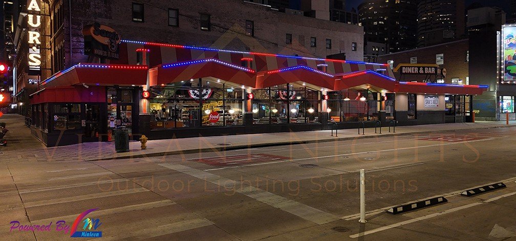 Sam's No 3 restaurant lighting