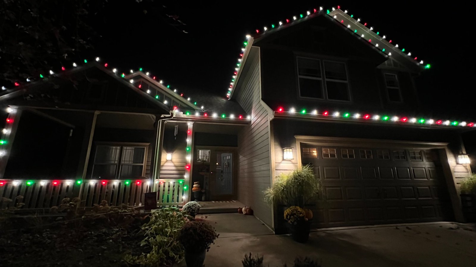 Christmas lights residential installation Kansas